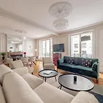 Parisian Elegance 2 Bedr In The 16Th